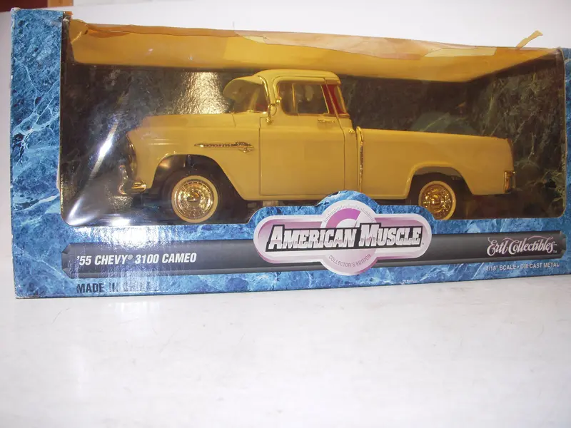 1955 Chevrolet 3100 Cameo Pickup Diecast Model – 1:18 Scale Ertl American Muscle Replica 1